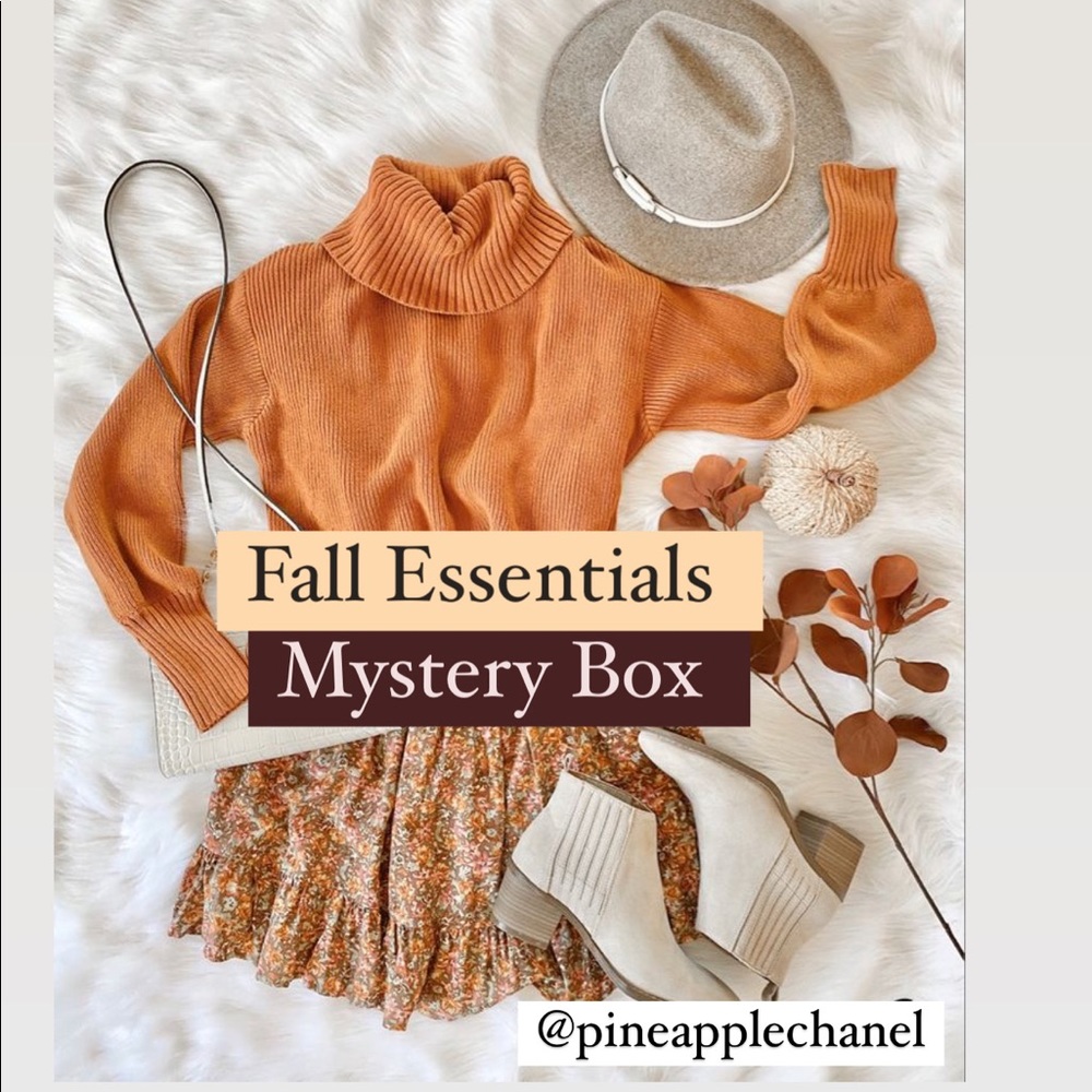 FALL ESSENTIALS MYSTERY BOX 5 PIECES